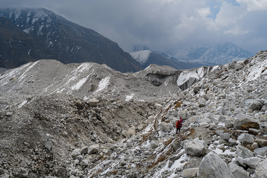 Перевал в горах Непала