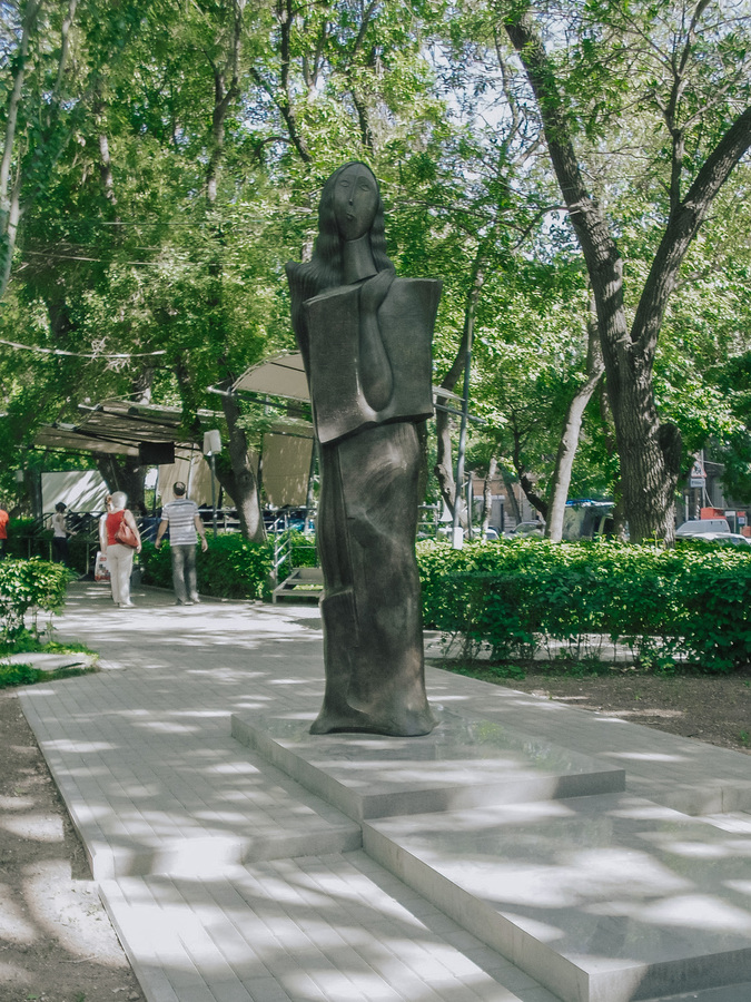 Скульптор Давид Ереванци, «Житие вечности»