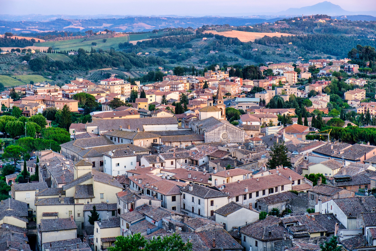 Город Амелия, Италия, вид сверху