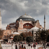 Главную достопримечательность Стамбула хотят превратить в мечеть. Закроют ли ее теперь для туристов?
