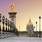 В Париже построят три новых пешеходных моста для туристов — с магазинами, театрами и садами