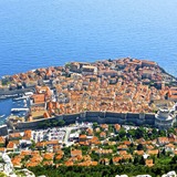 Еще одна жертва туристического бума: круизные лайнеры и толпы туристов разрушают Дубровник